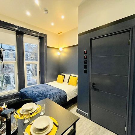 London 39 Blue House Luxury Ensuite Ideal For Tourists Extérieur photo