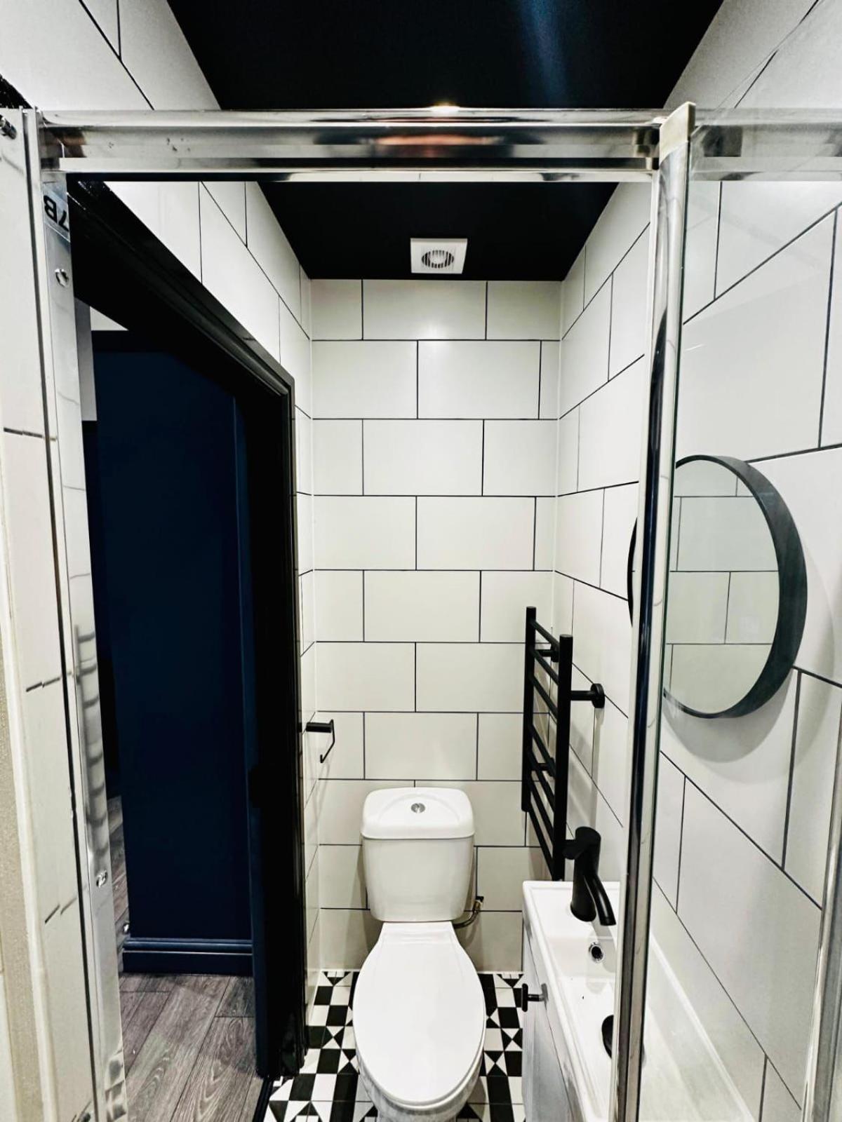 London 39 Blue House Luxury Ensuite Ideal For Tourists Extérieur photo