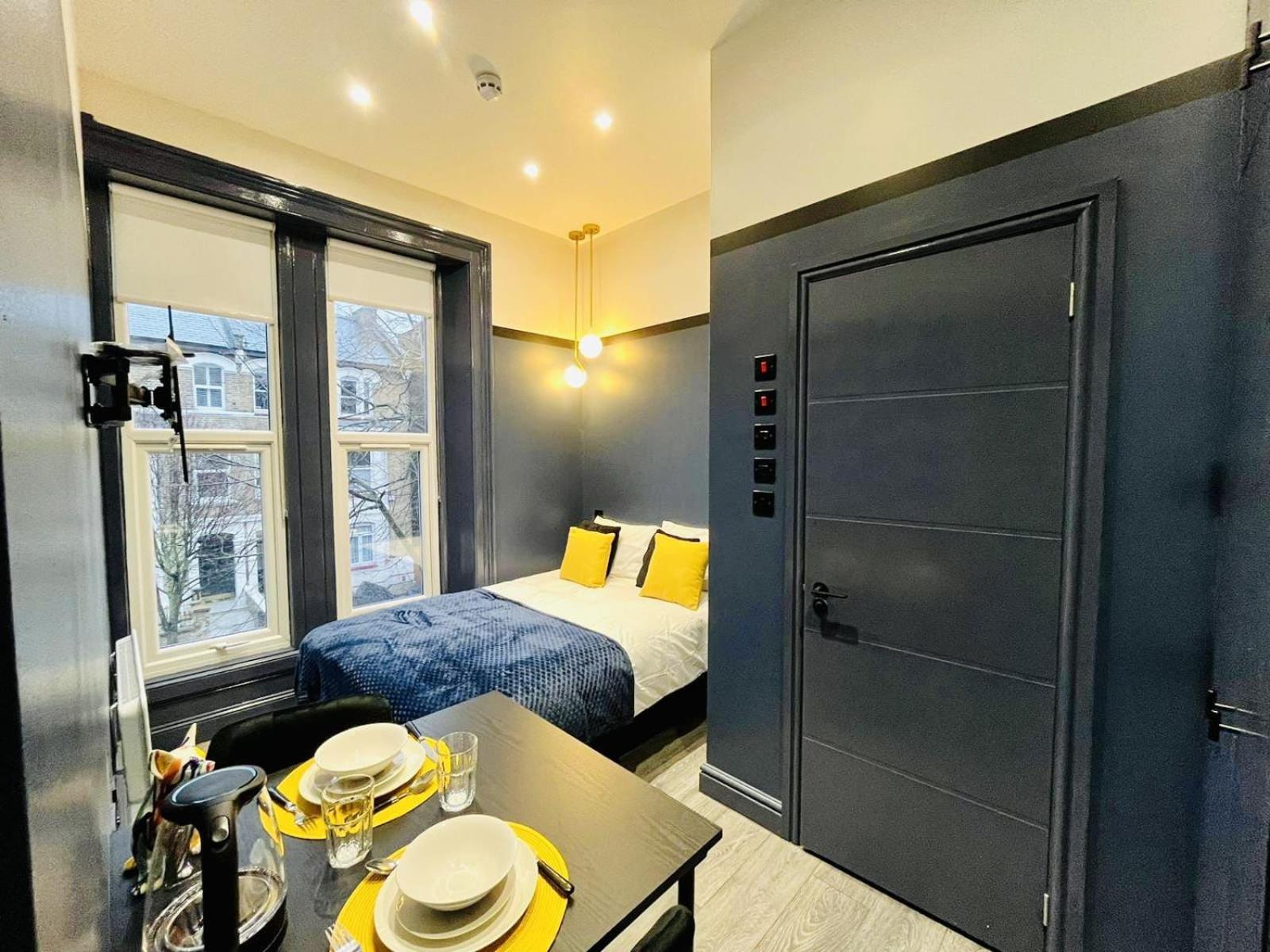 London 39 Blue House Luxury Ensuite Ideal For Tourists Extérieur photo