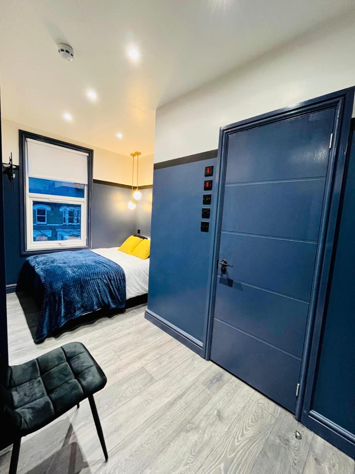 London 39 Blue House Luxury Ensuite Ideal For Tourists Extérieur photo