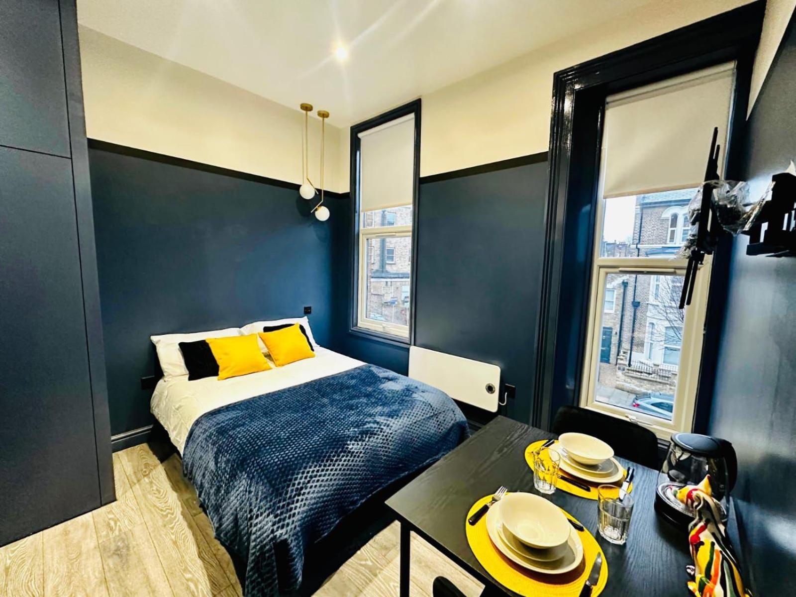 London 39 Blue House Luxury Ensuite Ideal For Tourists Extérieur photo